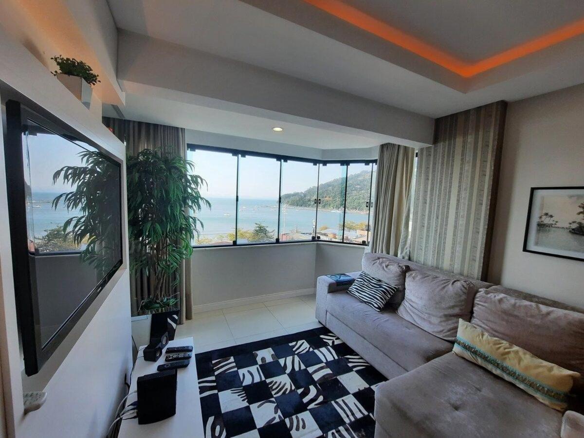 3 Suites Linda Vista Da Orla De Bc A 50M Da Praia - Somente Familiares Balneário Camboriú Exterior foto