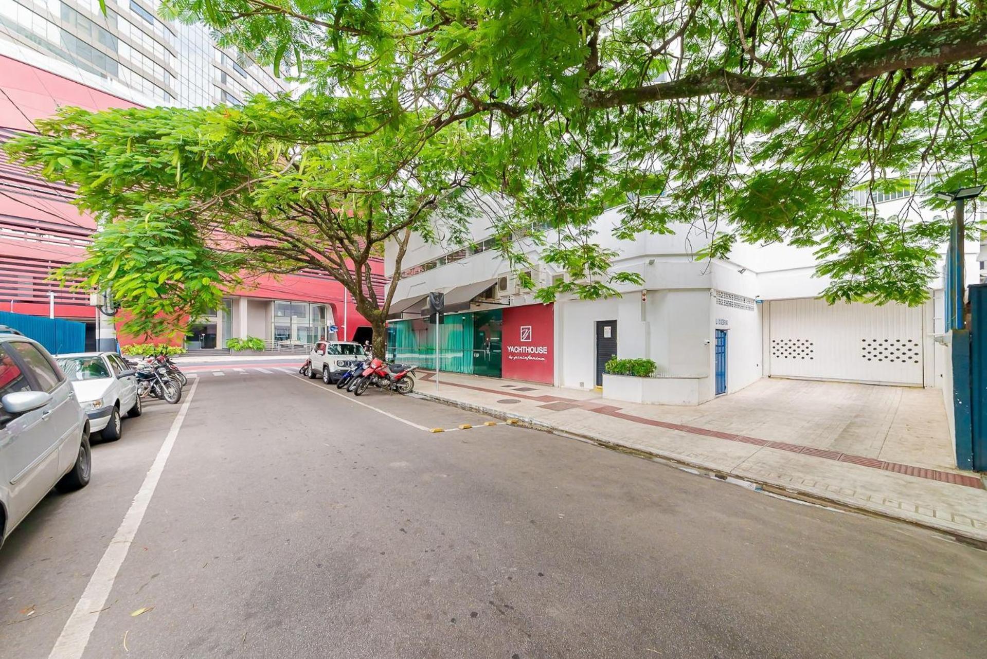 3 Suites Linda Vista Da Orla De Bc A 50M Da Praia - Somente Familiares Balneário Camboriú Exterior foto